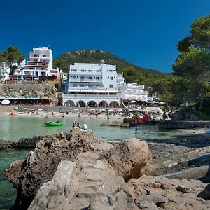 Flats Friends Es Puet Blanc , Portinatx Spanien